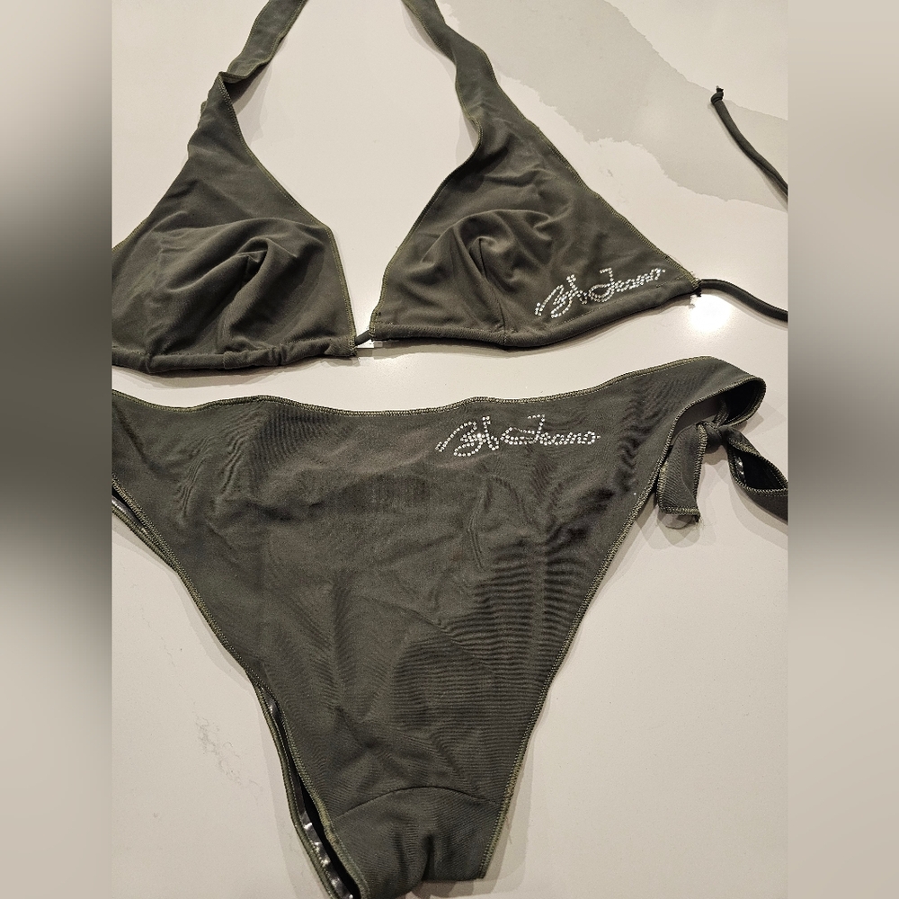 BSB Triangle Bikini Set - Picture 5 of 8